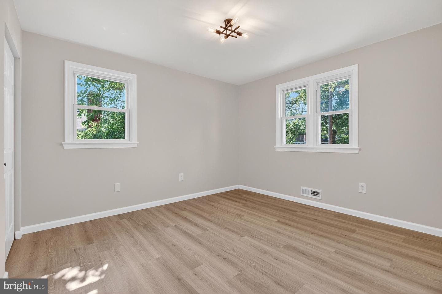 3803 Kayson Street photo 15