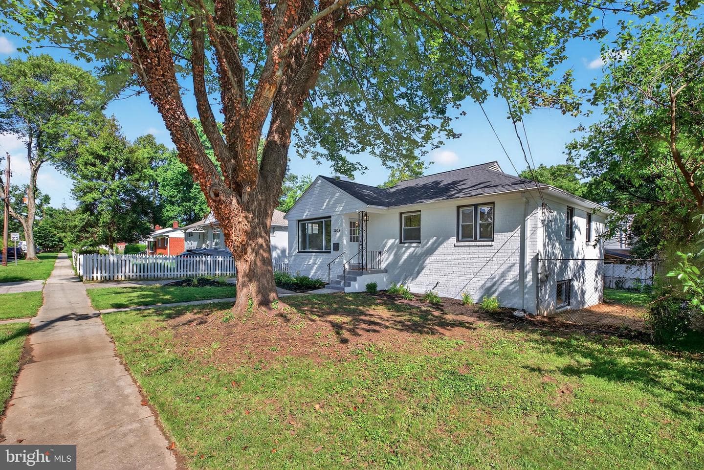 3803 Kayson Street photo 3