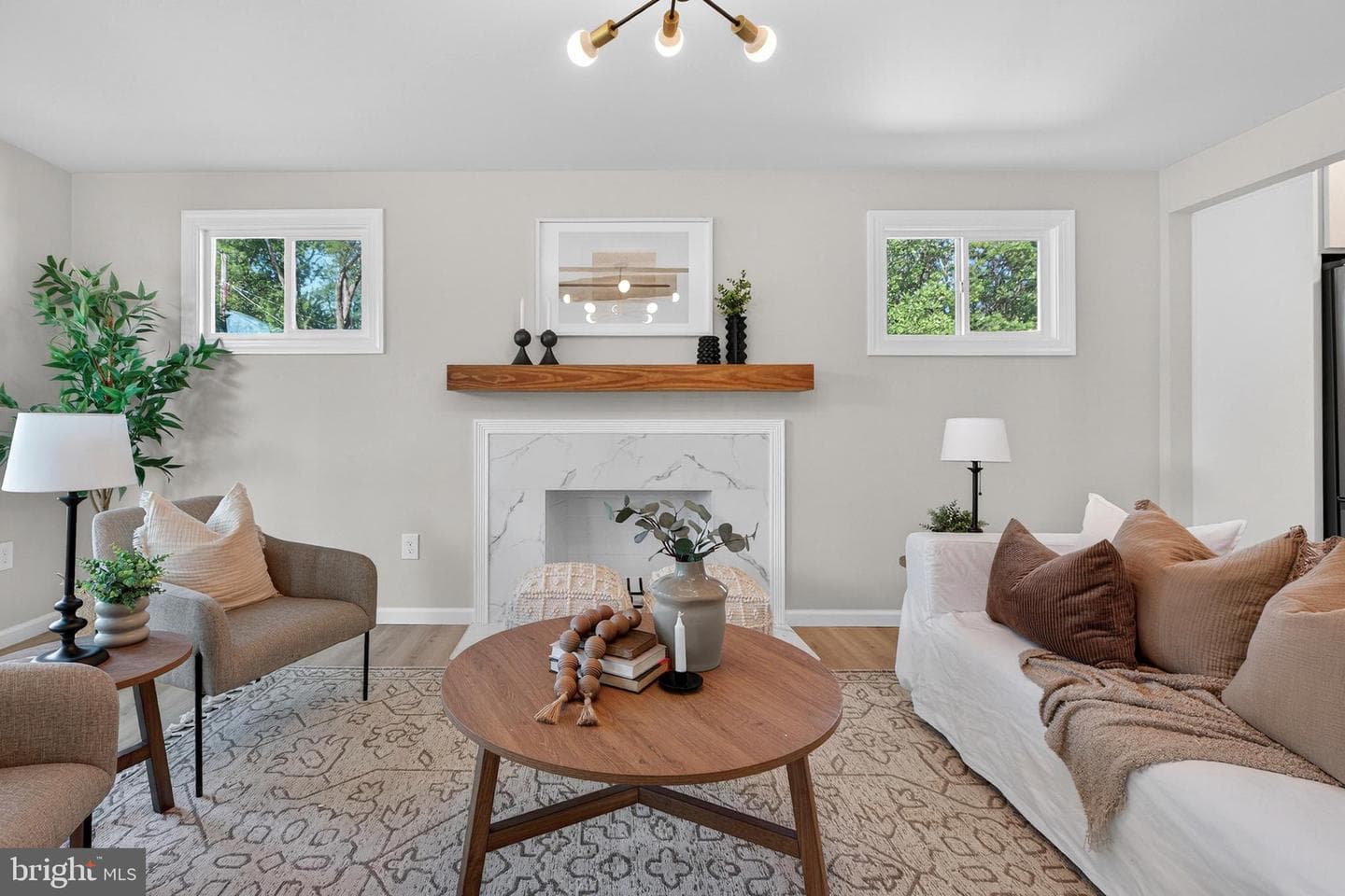 3803 Kayson Street photo 6