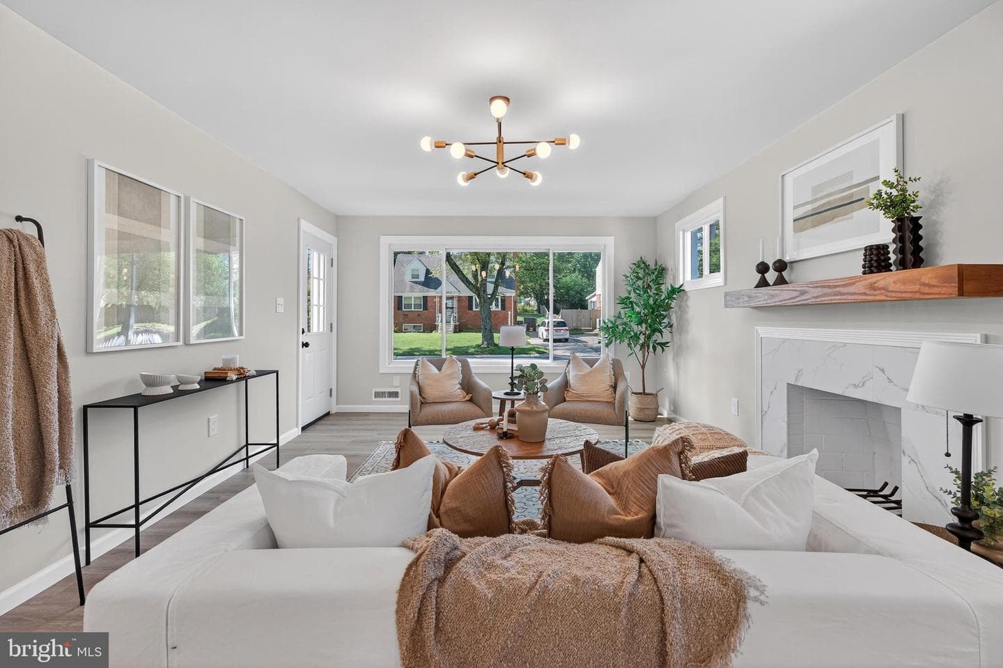 3803 Kayson Street photo 8