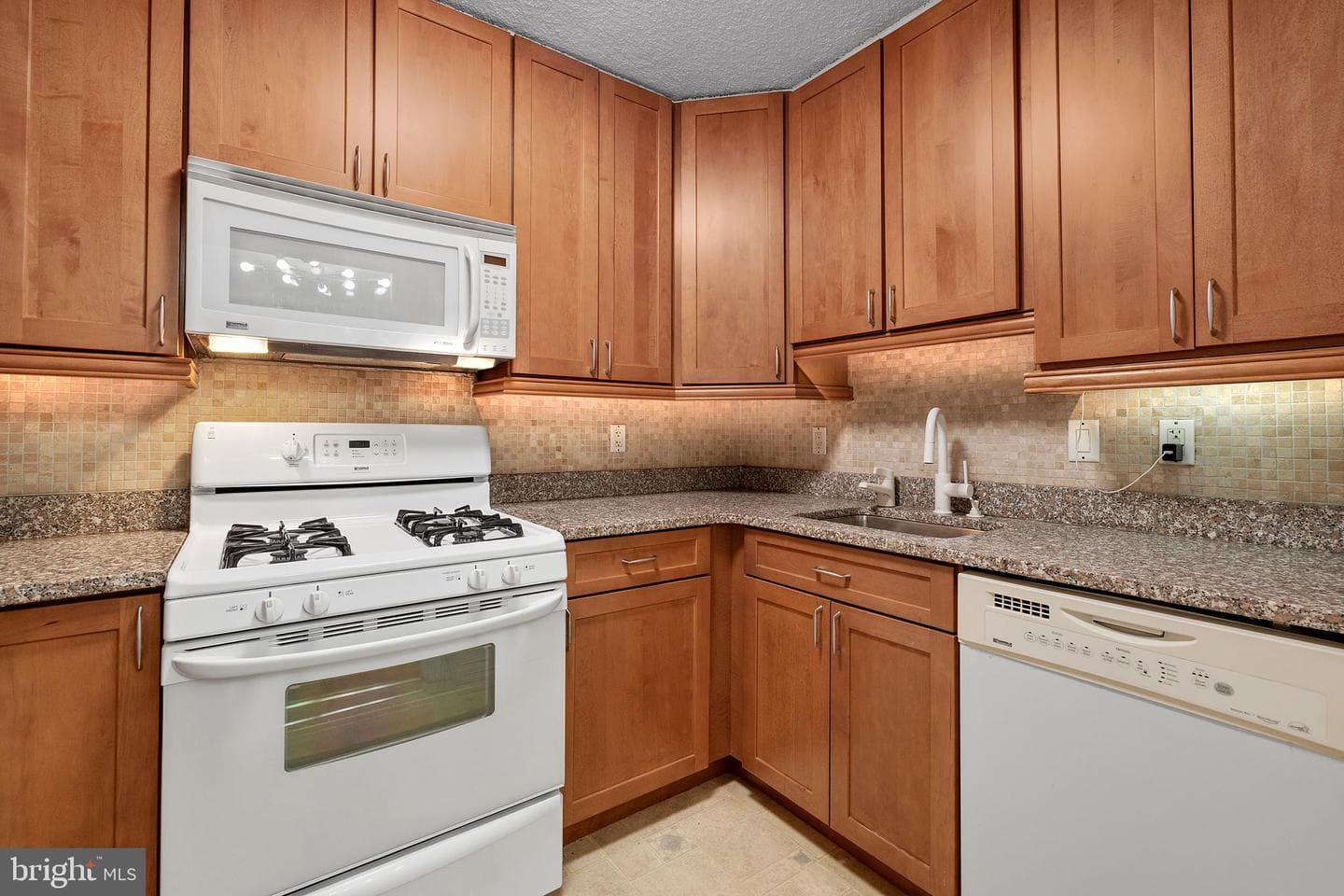2100 Washington Avenue #3-C photo 5