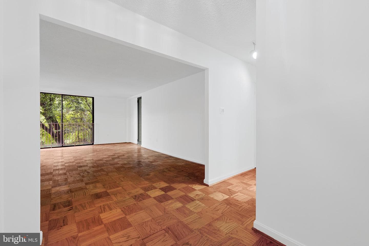 2100 Washington Avenue #3-C photo 8