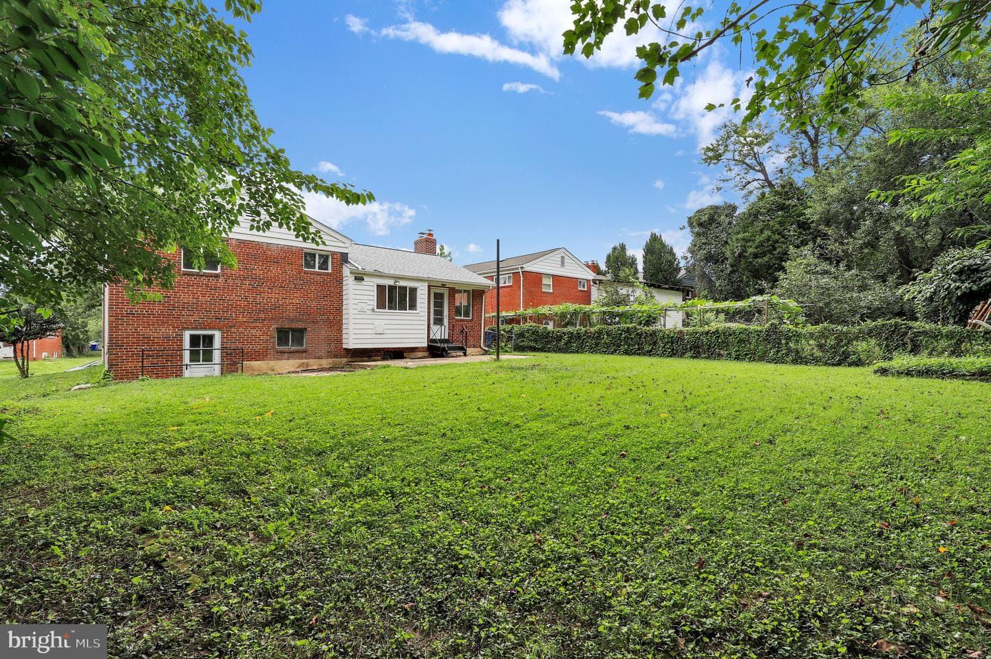 1710 Glenpark Drive photo 25