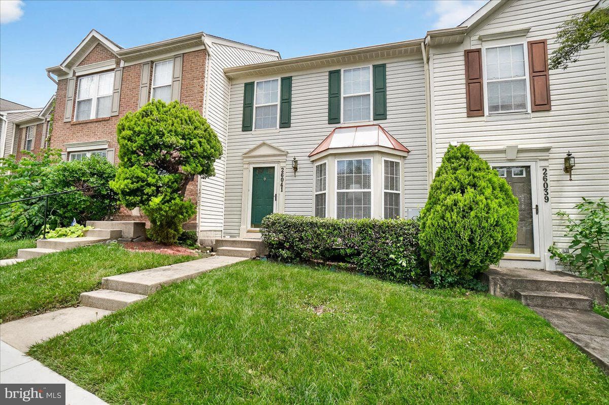 26041 Ridge Manor photo 1