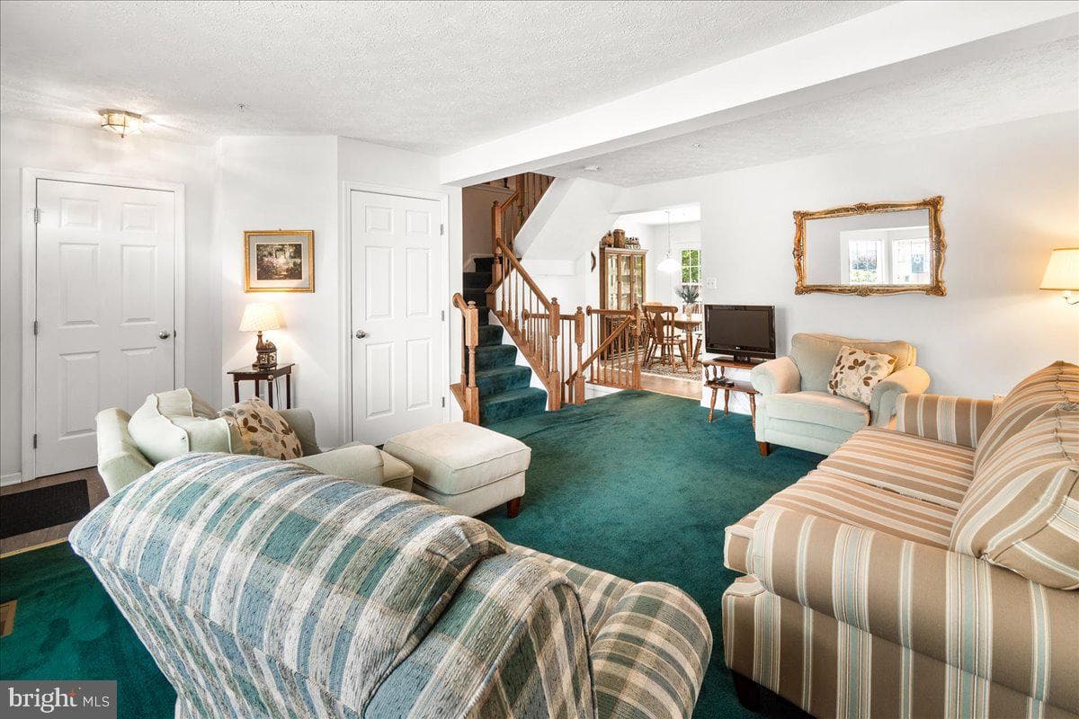 26041 Ridge Manor photo 6