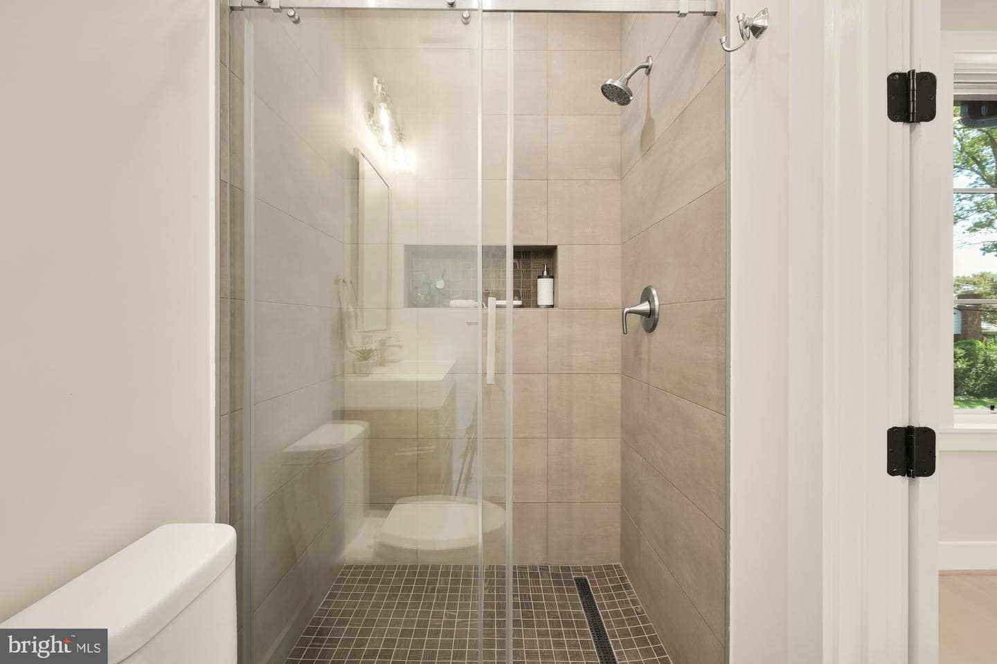 6018 Madawaska Road photo 53