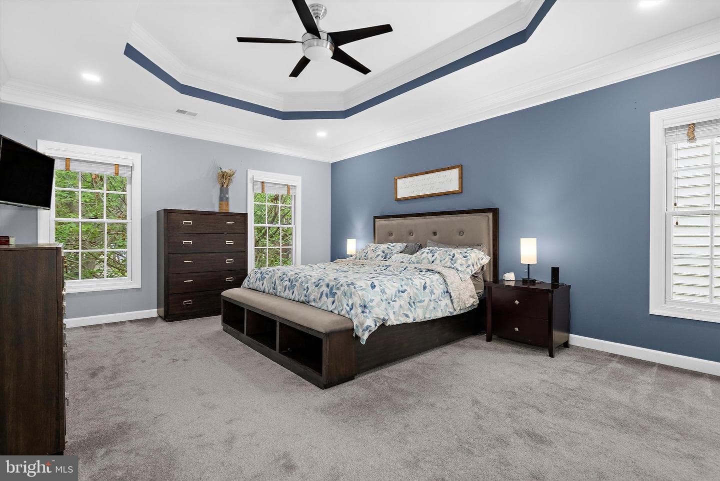 702 Linslade Street photo 32