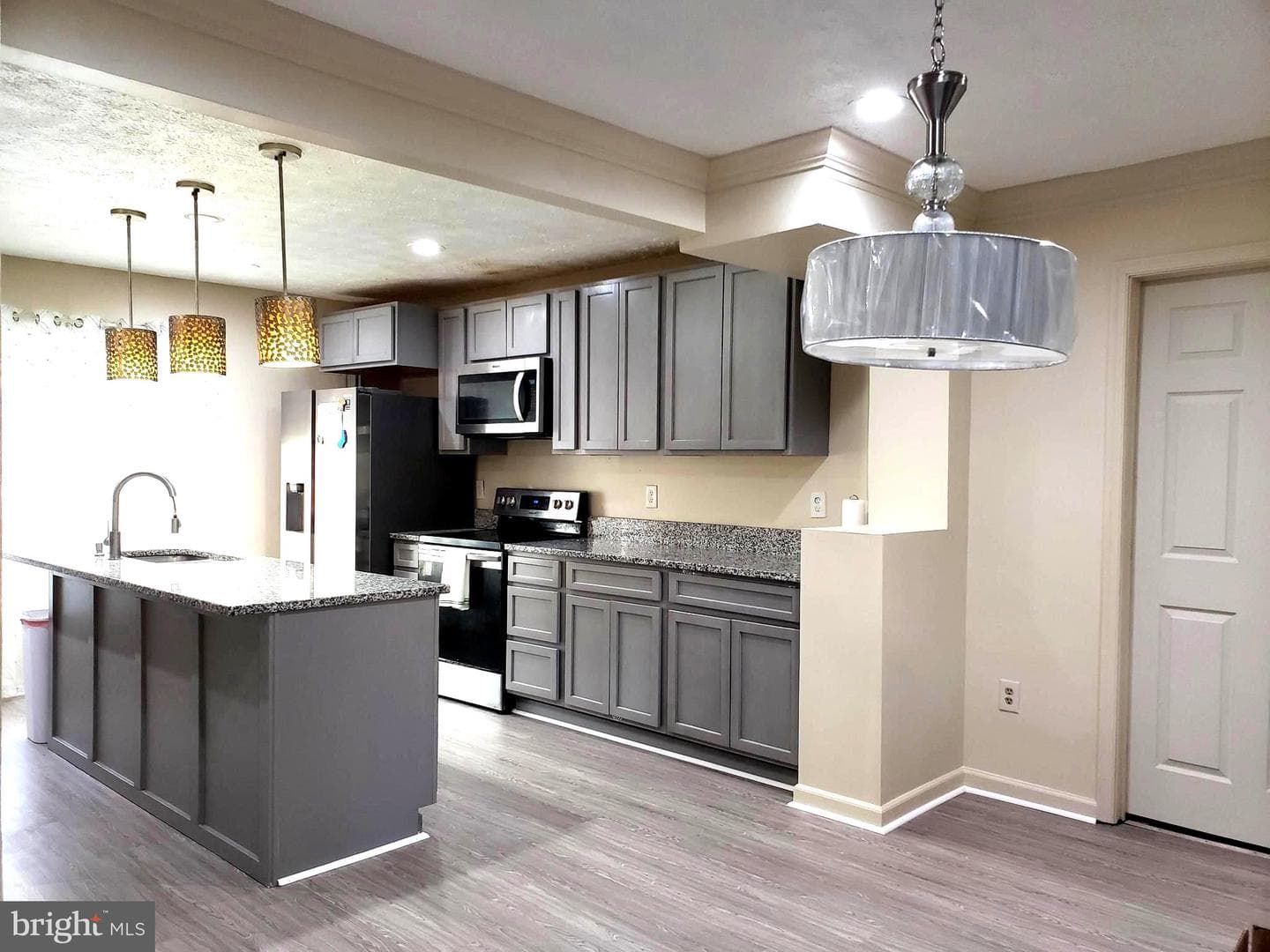 15021 Mcknew Road photo 12