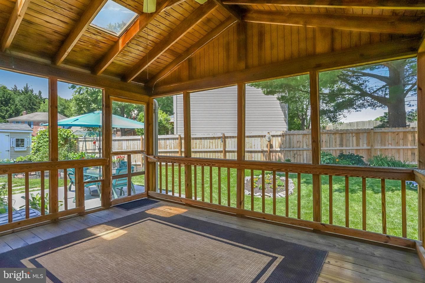 20304 Watkins Meadow Drive photo 11