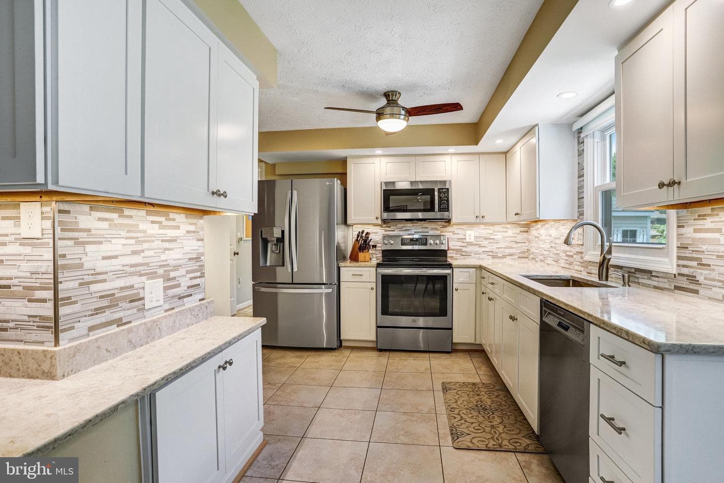 20304 Watkins Meadow Drive photo 7