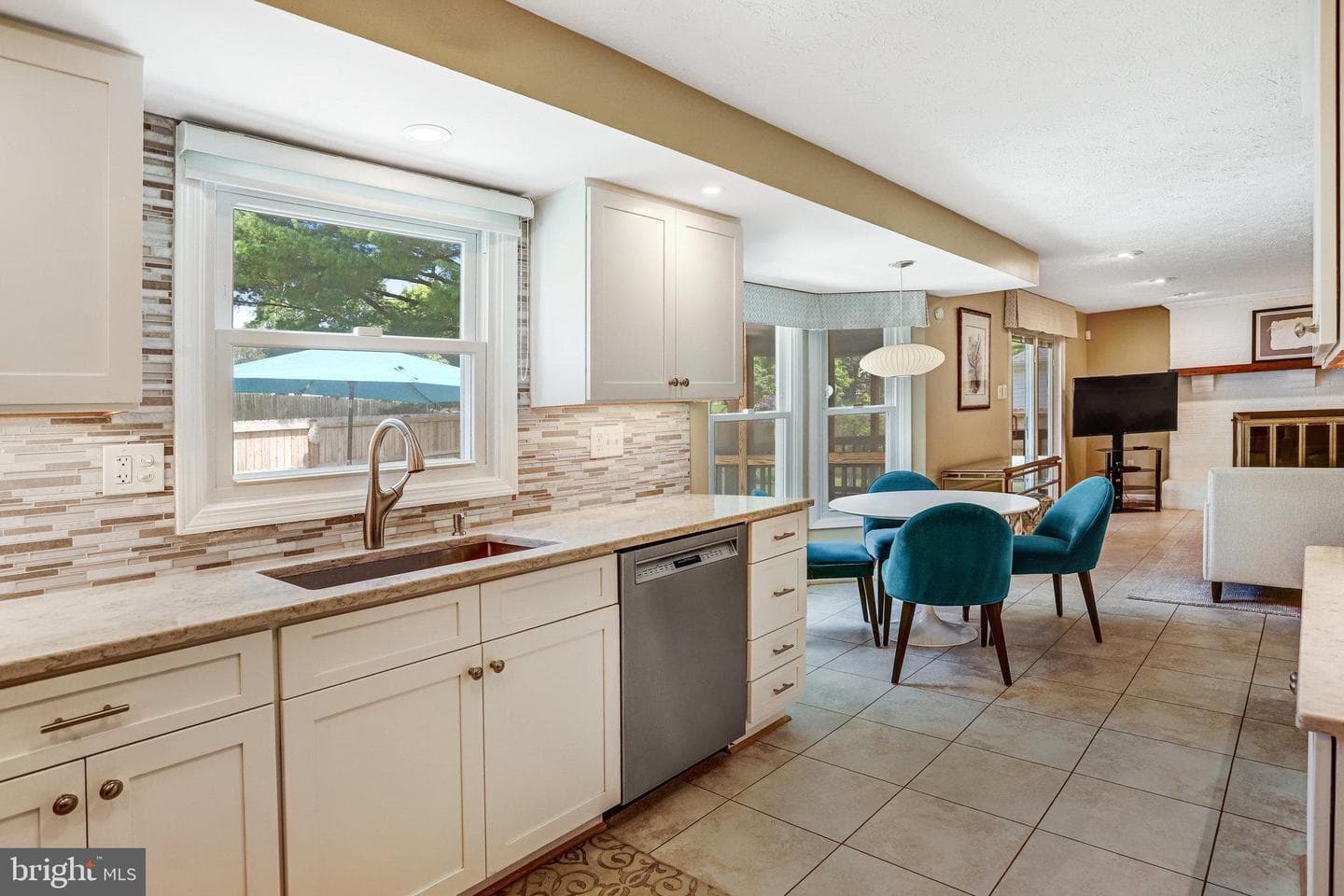 20304 Watkins Meadow Drive photo 8