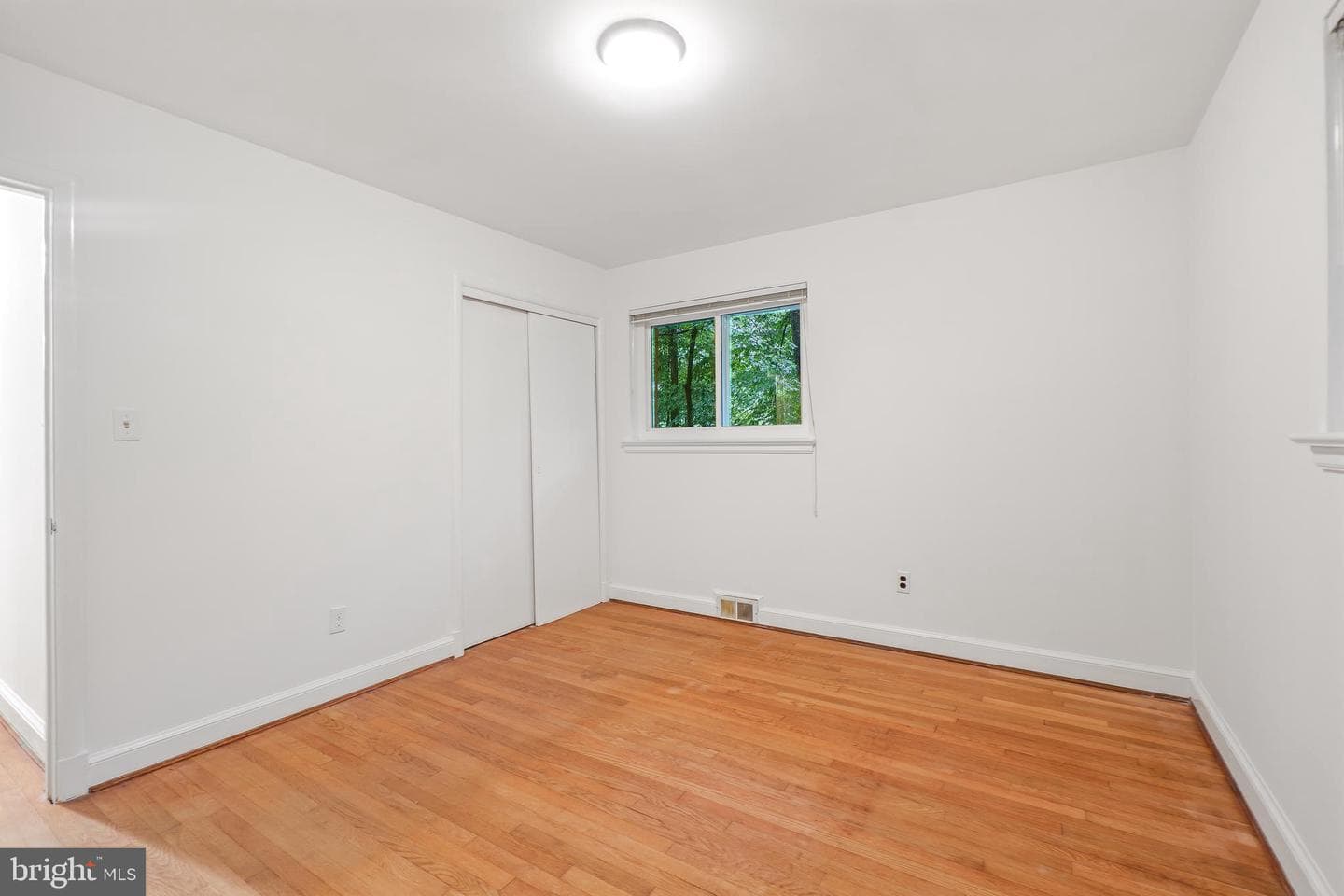 8101 Sligo Creek Parkway photo 21