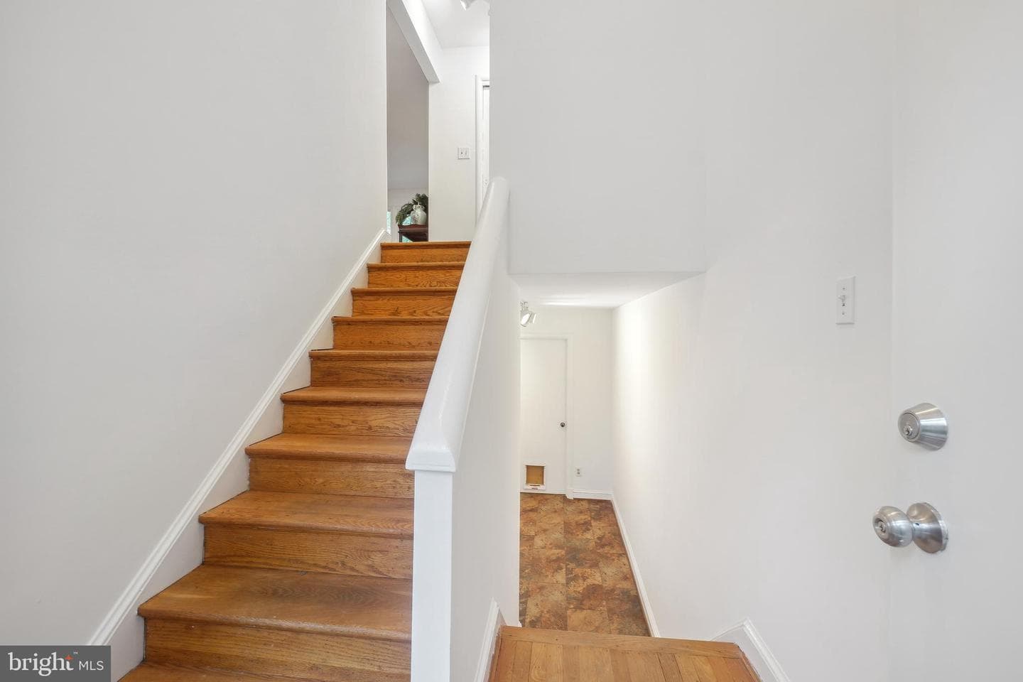 8101 Sligo Creek Parkway photo 22