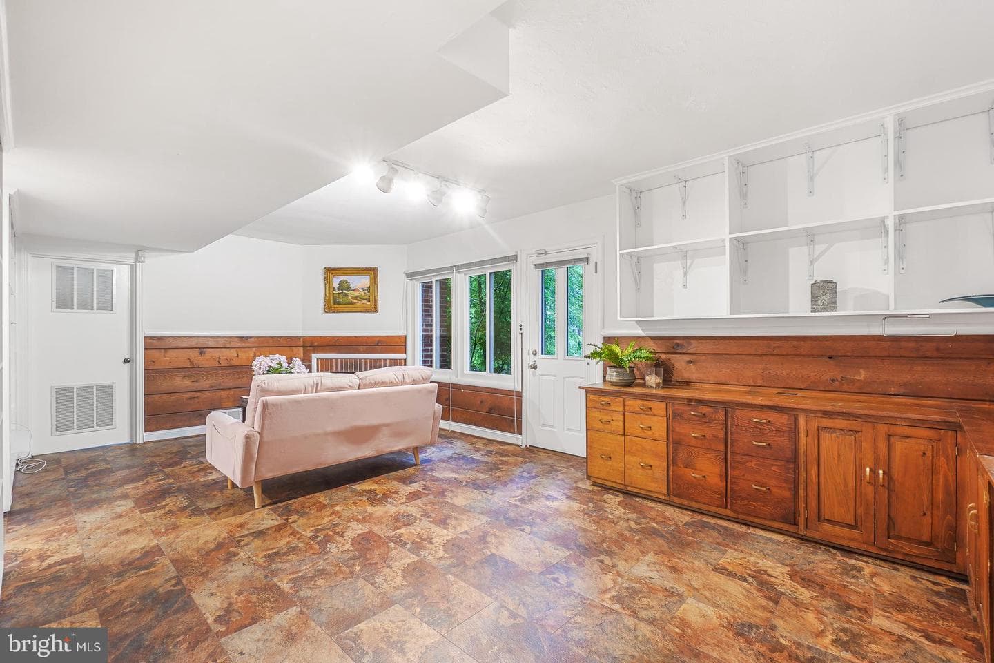 8101 Sligo Creek Parkway photo 26