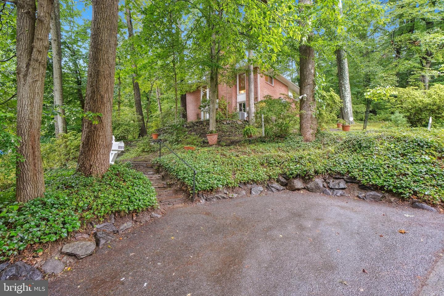 8101 Sligo Creek Parkway photo 32