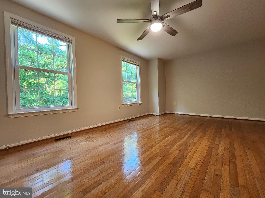 10539 Polk Square Court photo 13