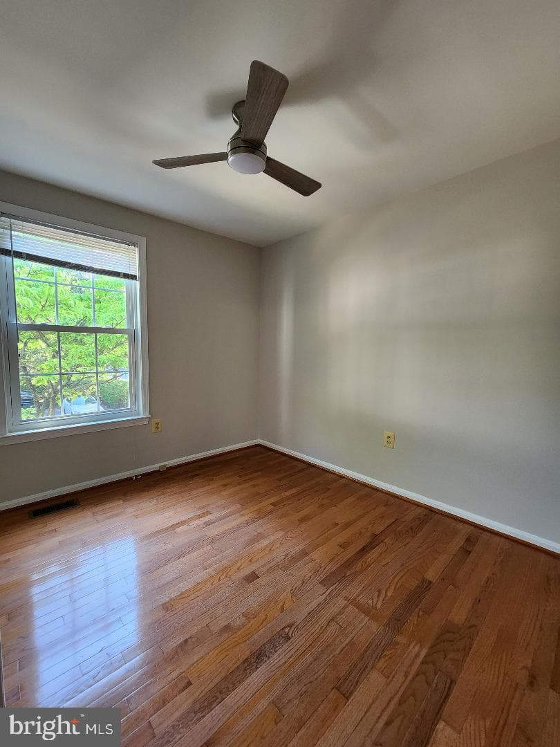 10539 Polk Square Court photo 16