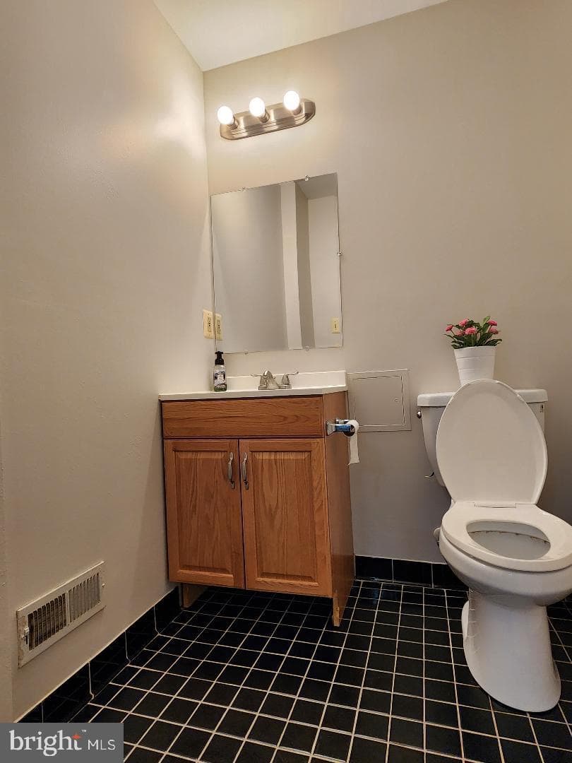 10539 Polk Square Court photo 23
