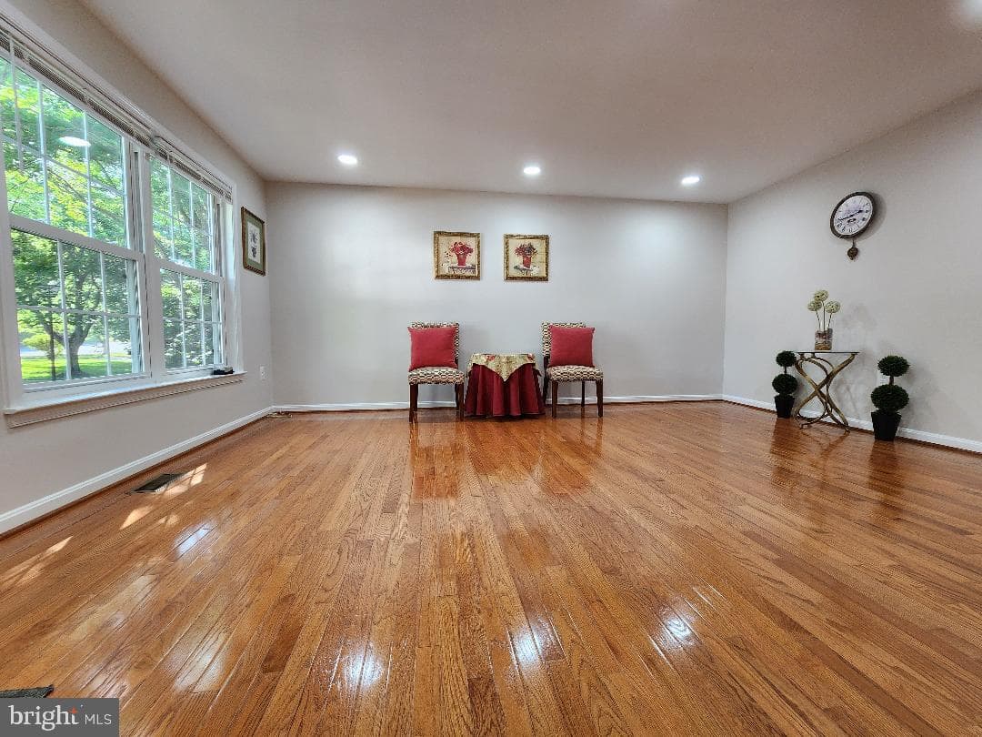 10539 Polk Square Court photo 4