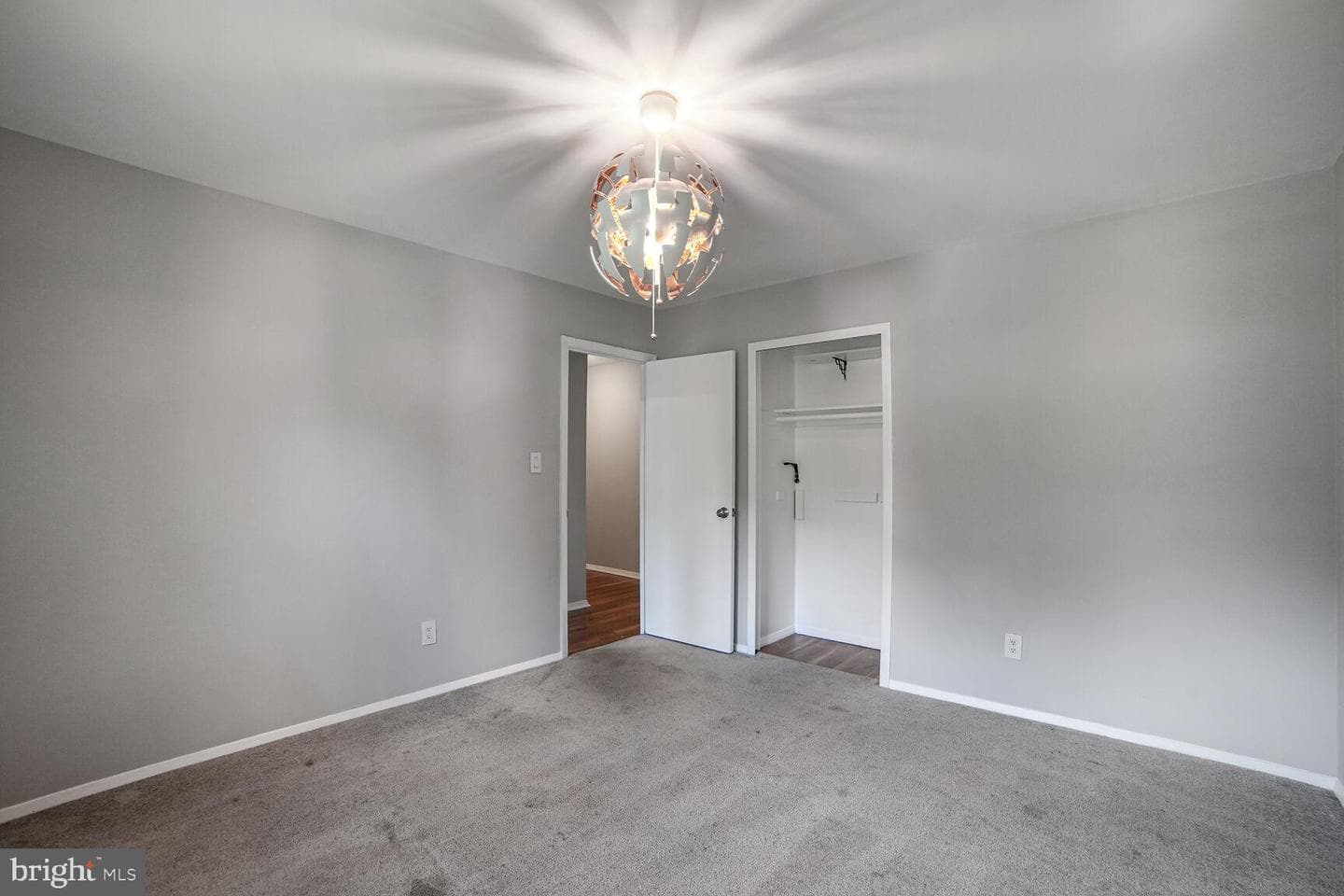 716 Downs Drive photo 20