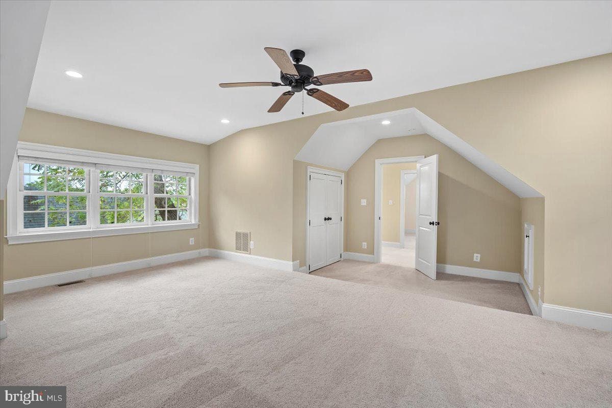 4615 Hunt Avenue photo 39