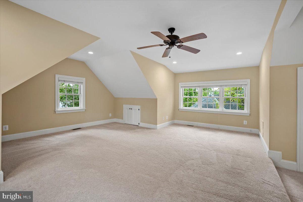 4615 Hunt Avenue photo 40