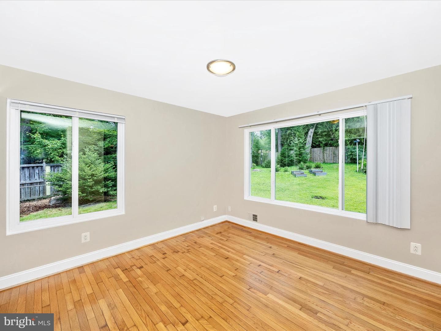 18333 Dutchess Drive photo 11