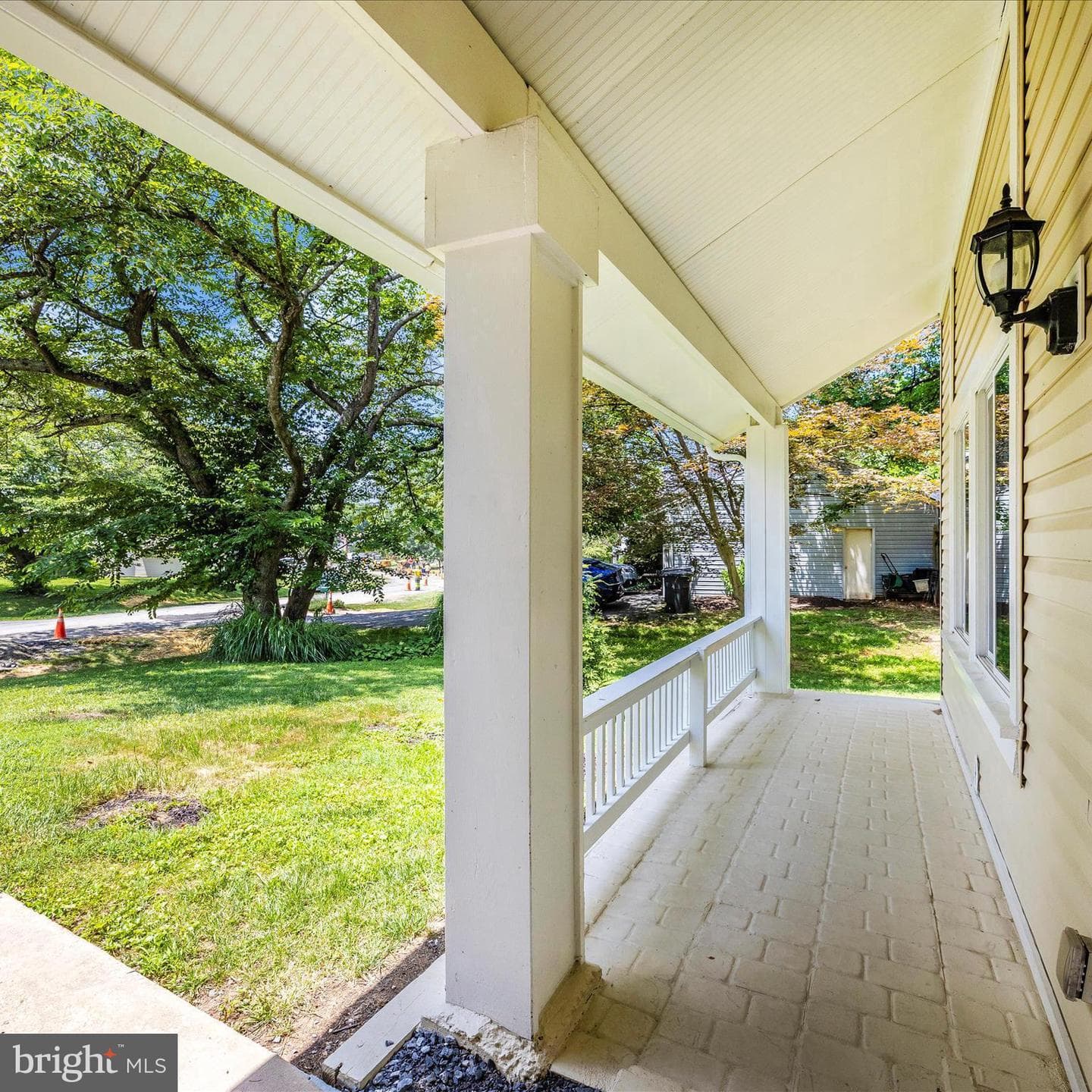 18333 Dutchess Drive photo 3