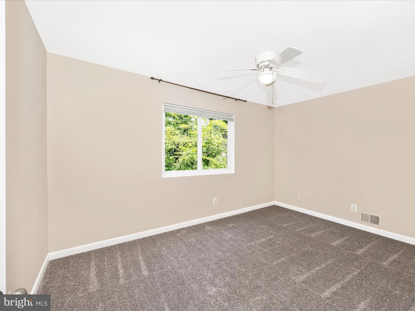 18333 Dutchess Drive photo 34