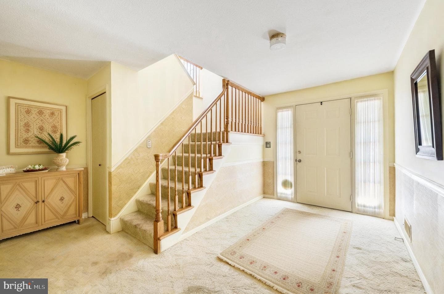 889 Diamond Drive photo 7