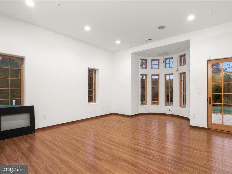 10130 Counselman Road photo 25