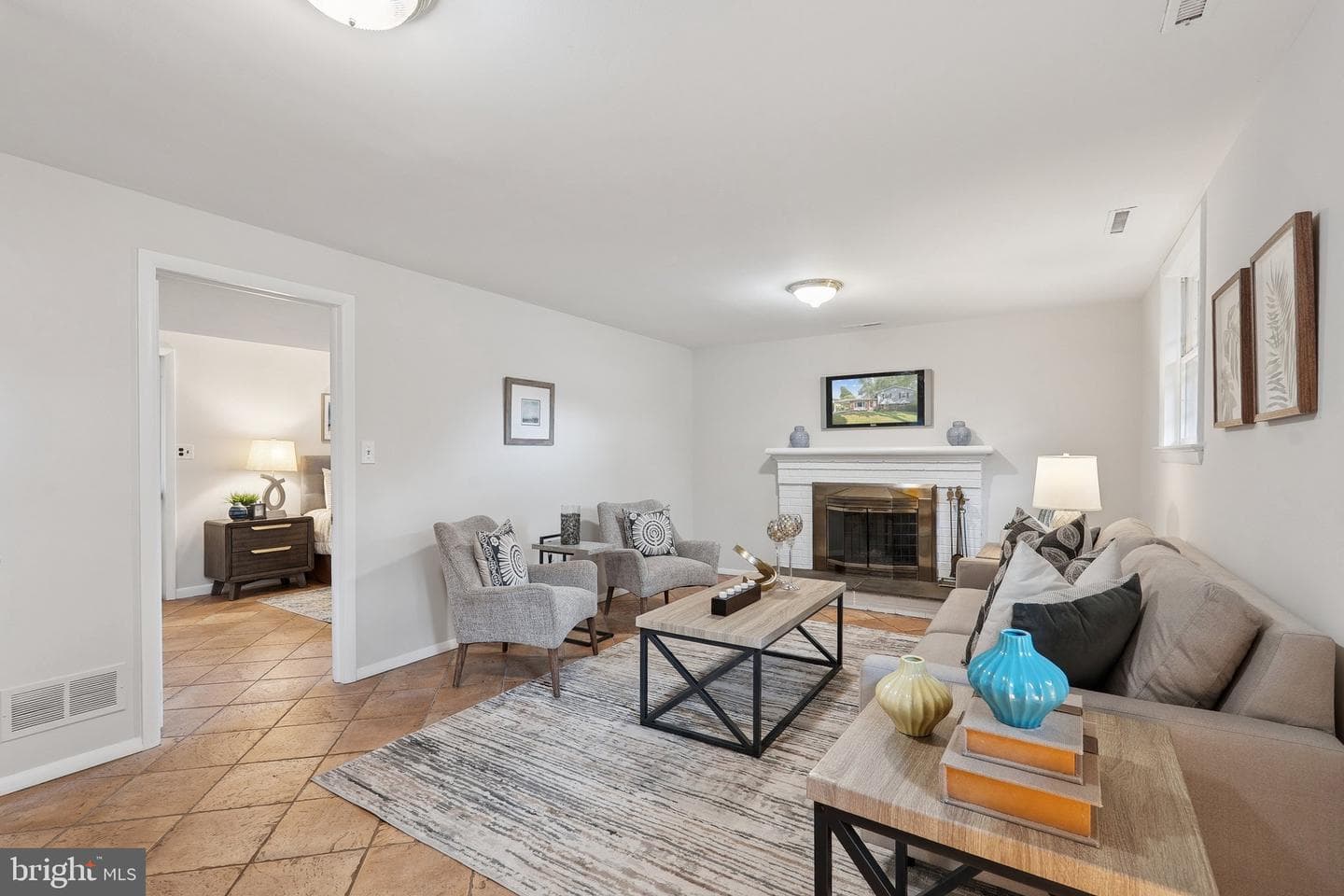 16829 Westbourne Terrace photo 17