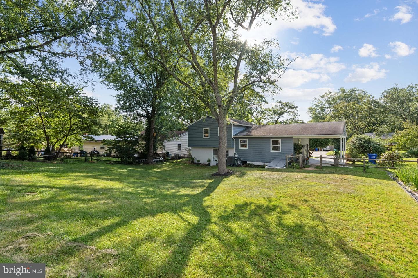 16829 Westbourne Terrace photo 30