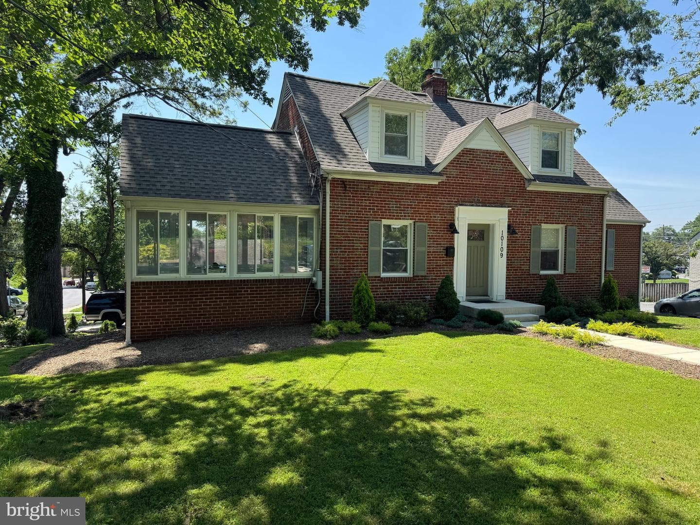 10109 Lorain Avenue photo 1