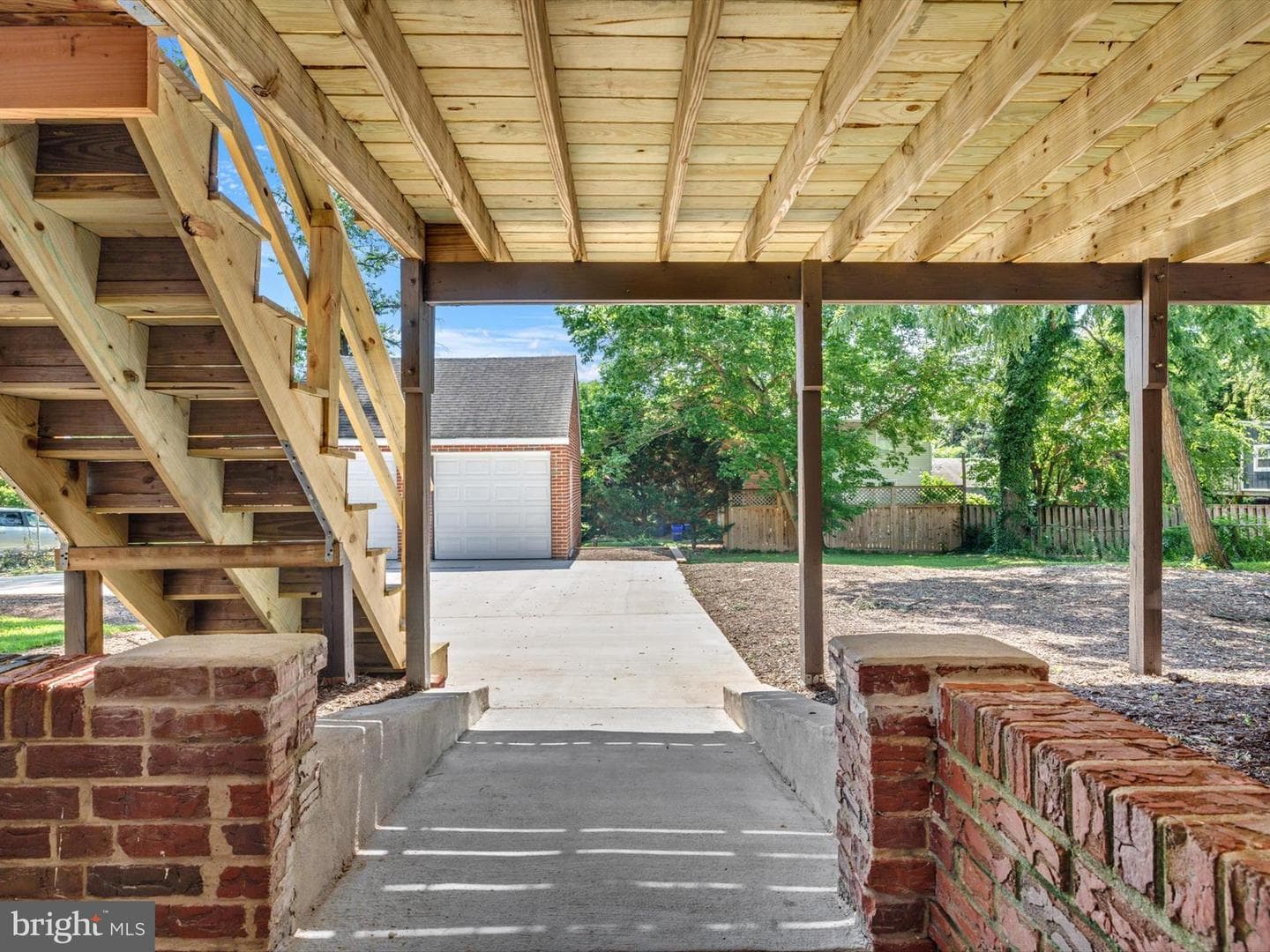 10109 Lorain Avenue photo 35