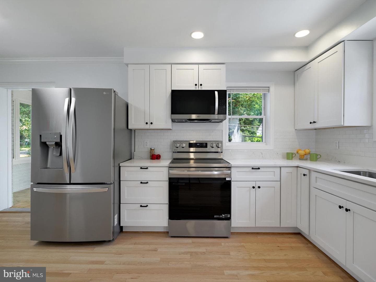 10109 Lorain Avenue photo 4