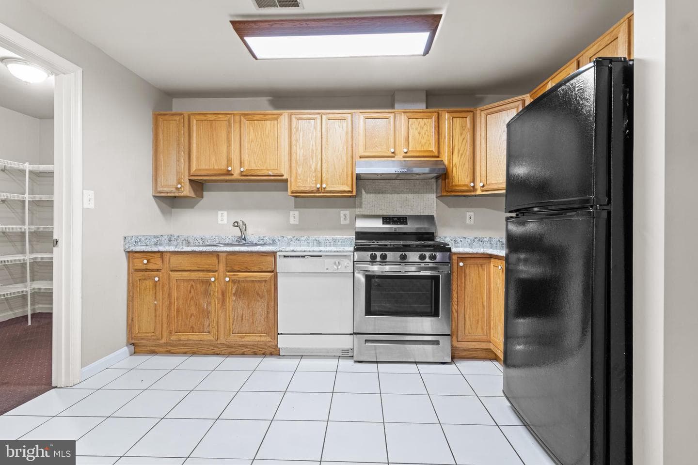 13937 Alderton Road photo 56