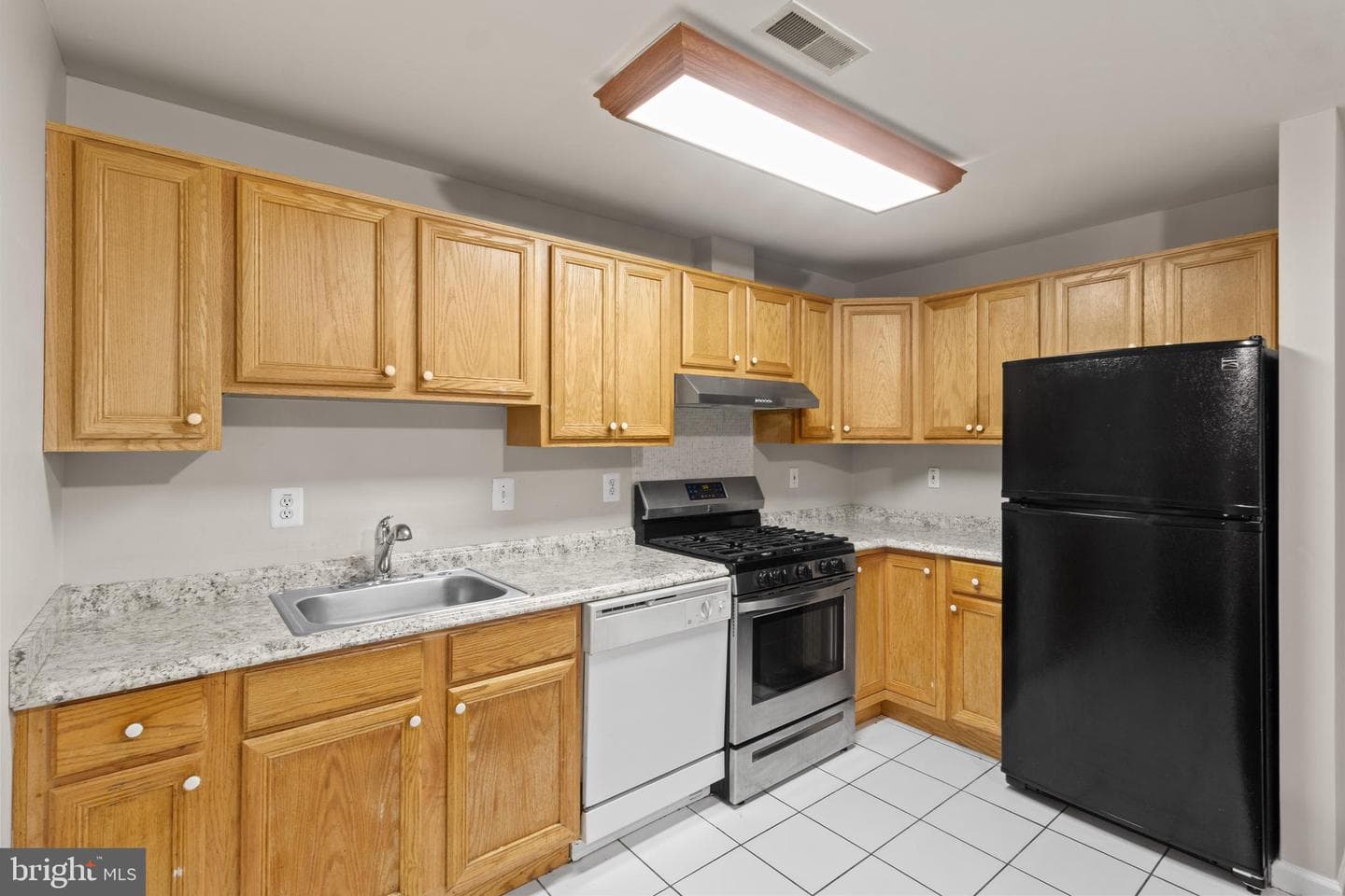 13937 Alderton Road photo 57