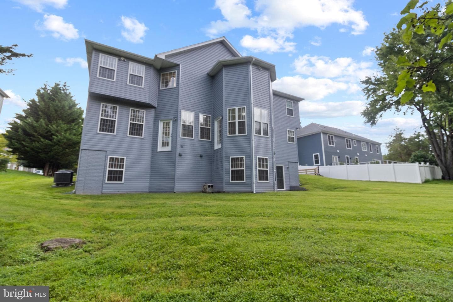 13937 Alderton Road photo 63