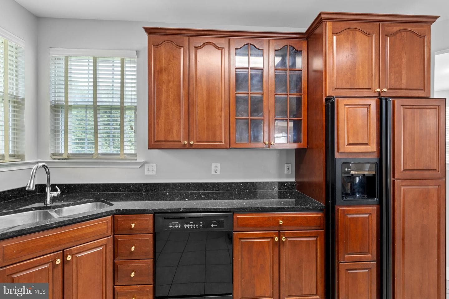 13937 Alderton Road photo 9