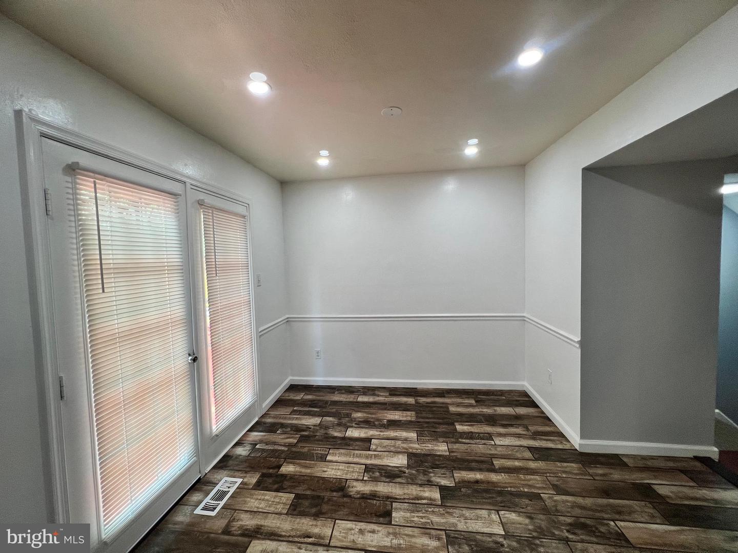 3822 Water Drop Court photo 7