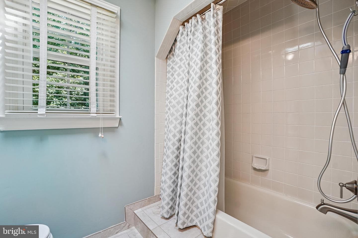 616 Silverstone Court photo 45