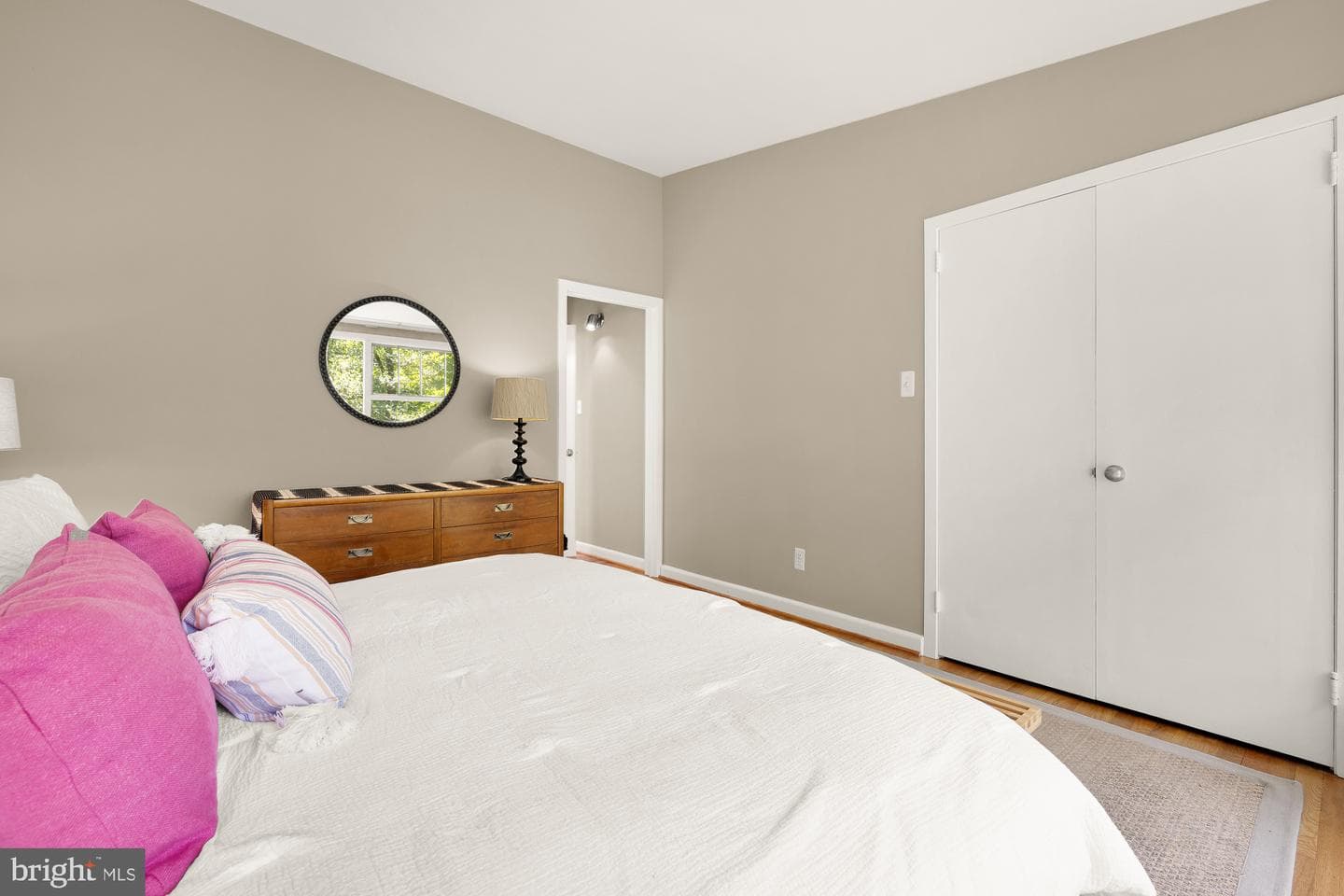 5801 Massachusetts Avenue photo 24