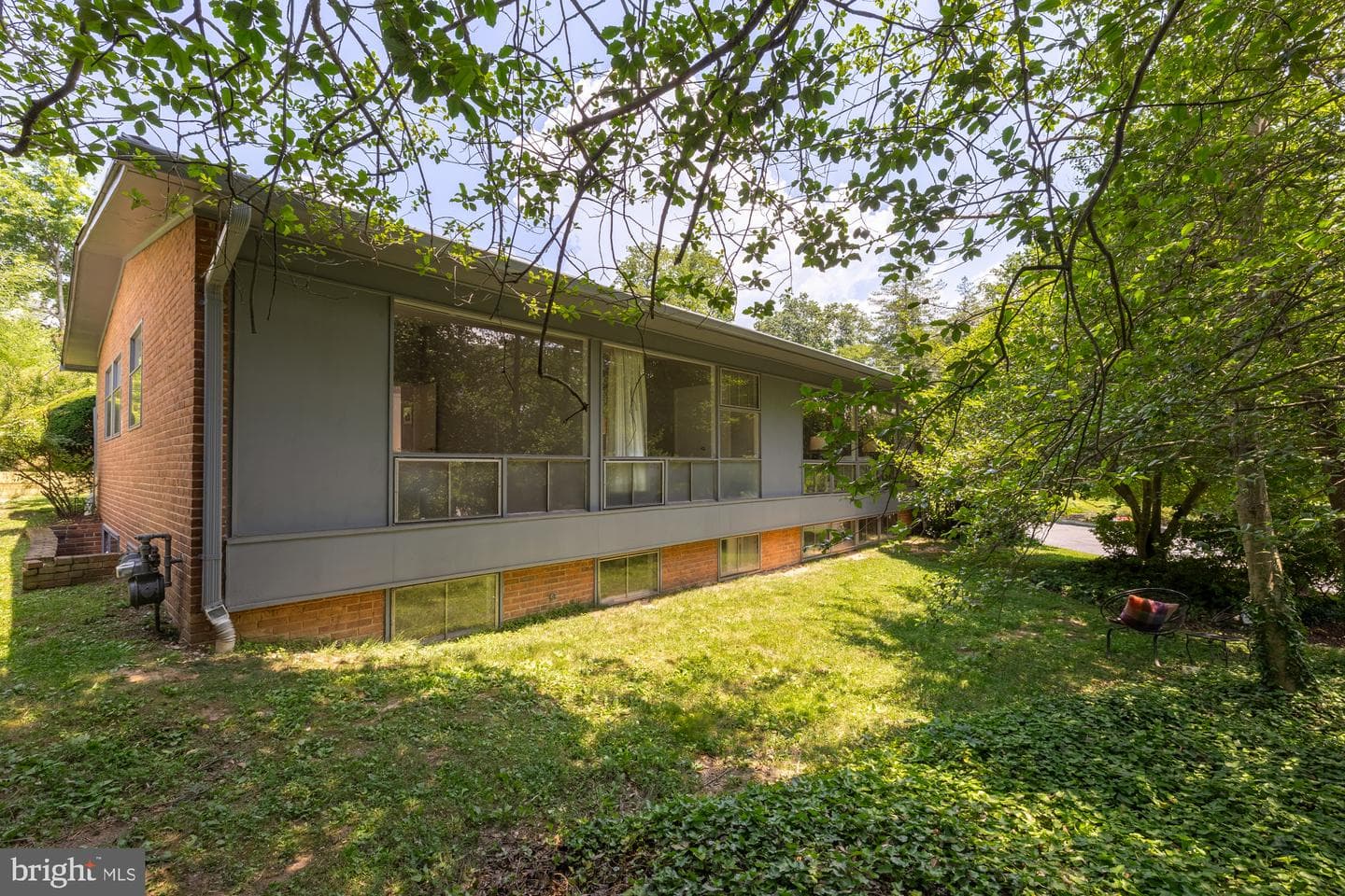 5801 Massachusetts Avenue photo 36