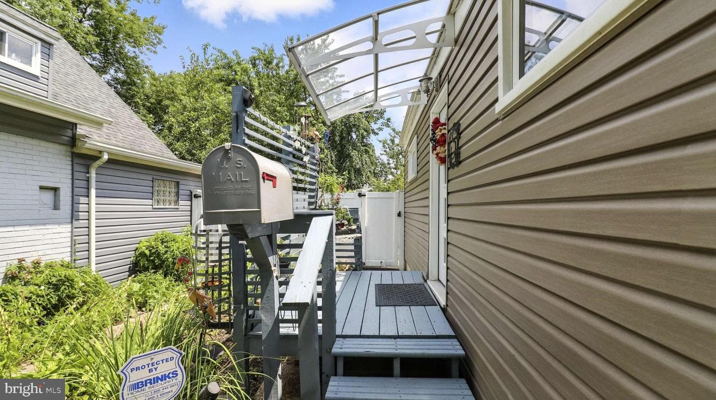 12913 Estelle Road photo 2