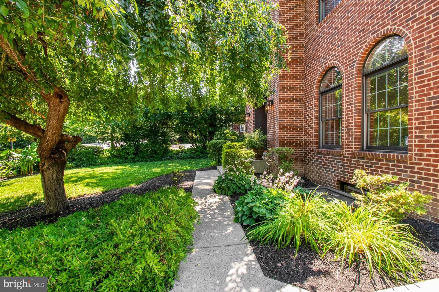 6212 Massachusetts Avenue photo 3
