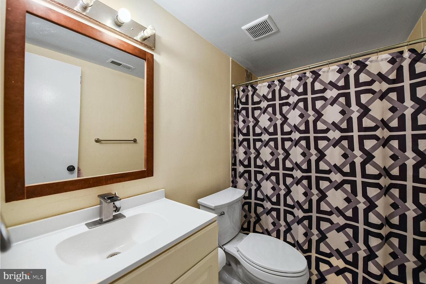784 Quince Orchard Boulevard #t1 photo 12