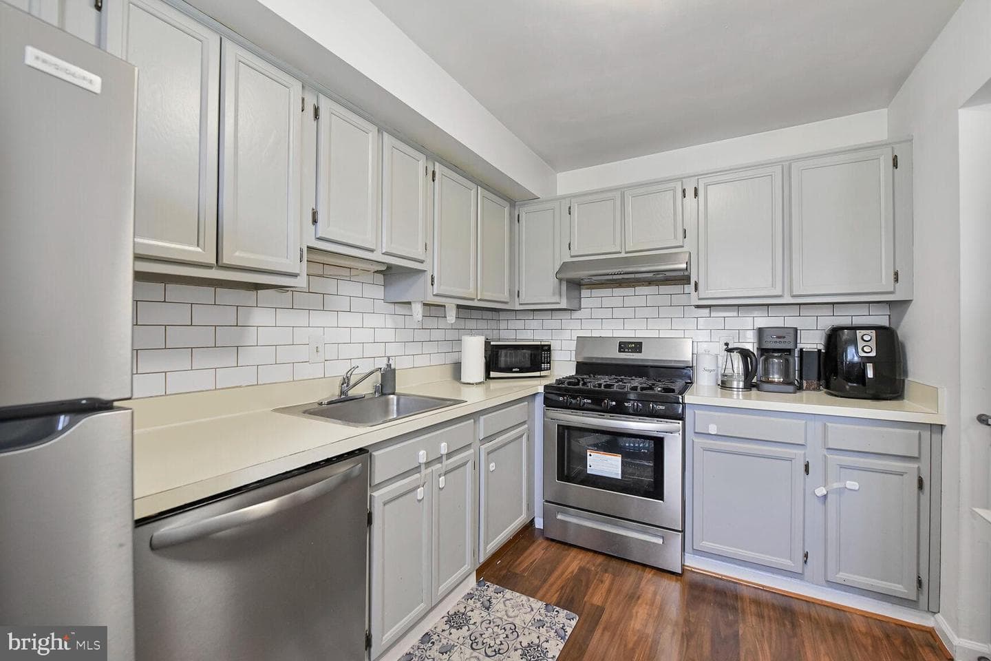 784 Quince Orchard Boulevard #t1 photo 6