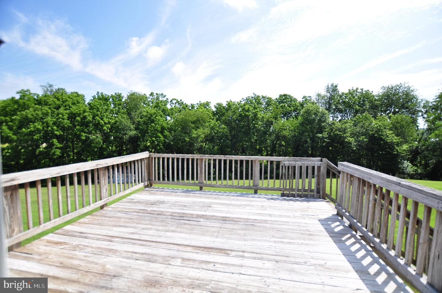 23309 Woodfield Road photo 28