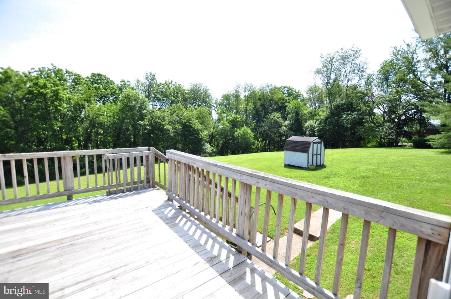 23309 Woodfield Road photo 30